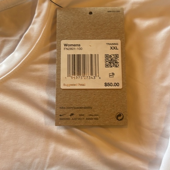 Nike plus size dry fit, long sleeve shirt NWT from a clean, smoke free home. - Picture 3 of 5